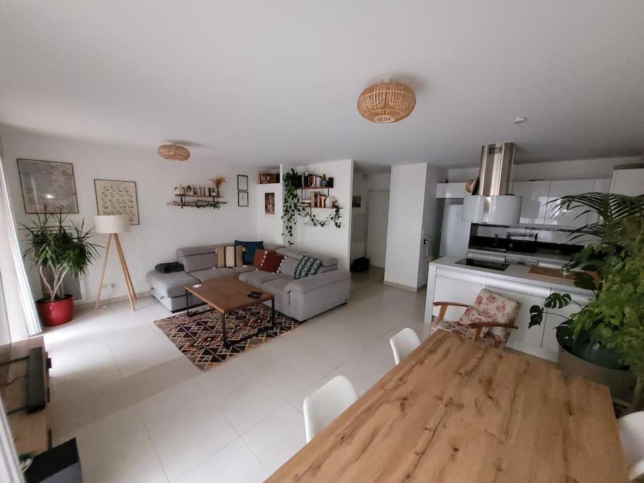 Gounod - Spacieux T2 - Ideal Pour Couple * Nizza
